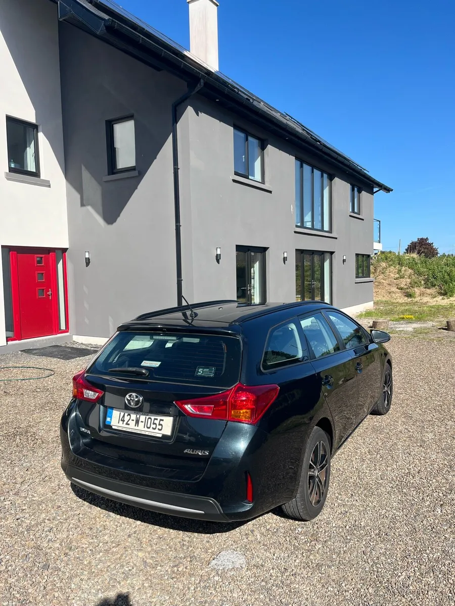 2014 Toyota Auris Estate 1.4D4D - Image 4