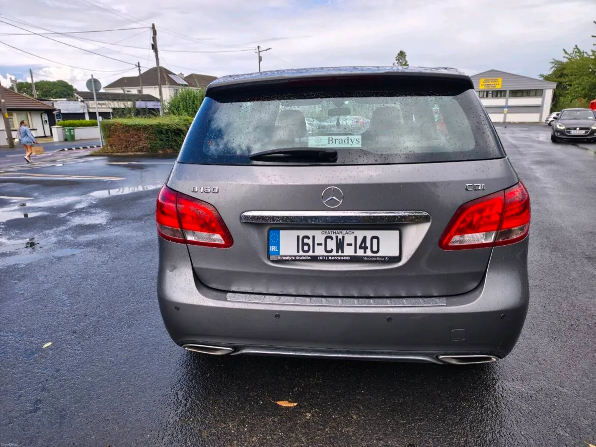 Mercedes 1.5 diesel auto New Nct low kilometers - Image 6
