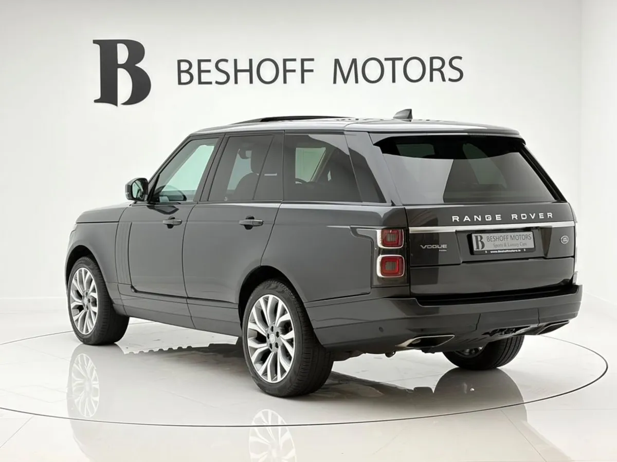 Land Rover Range Rover P400e VOGUE=IVORY INTERIOR/ - Image 3