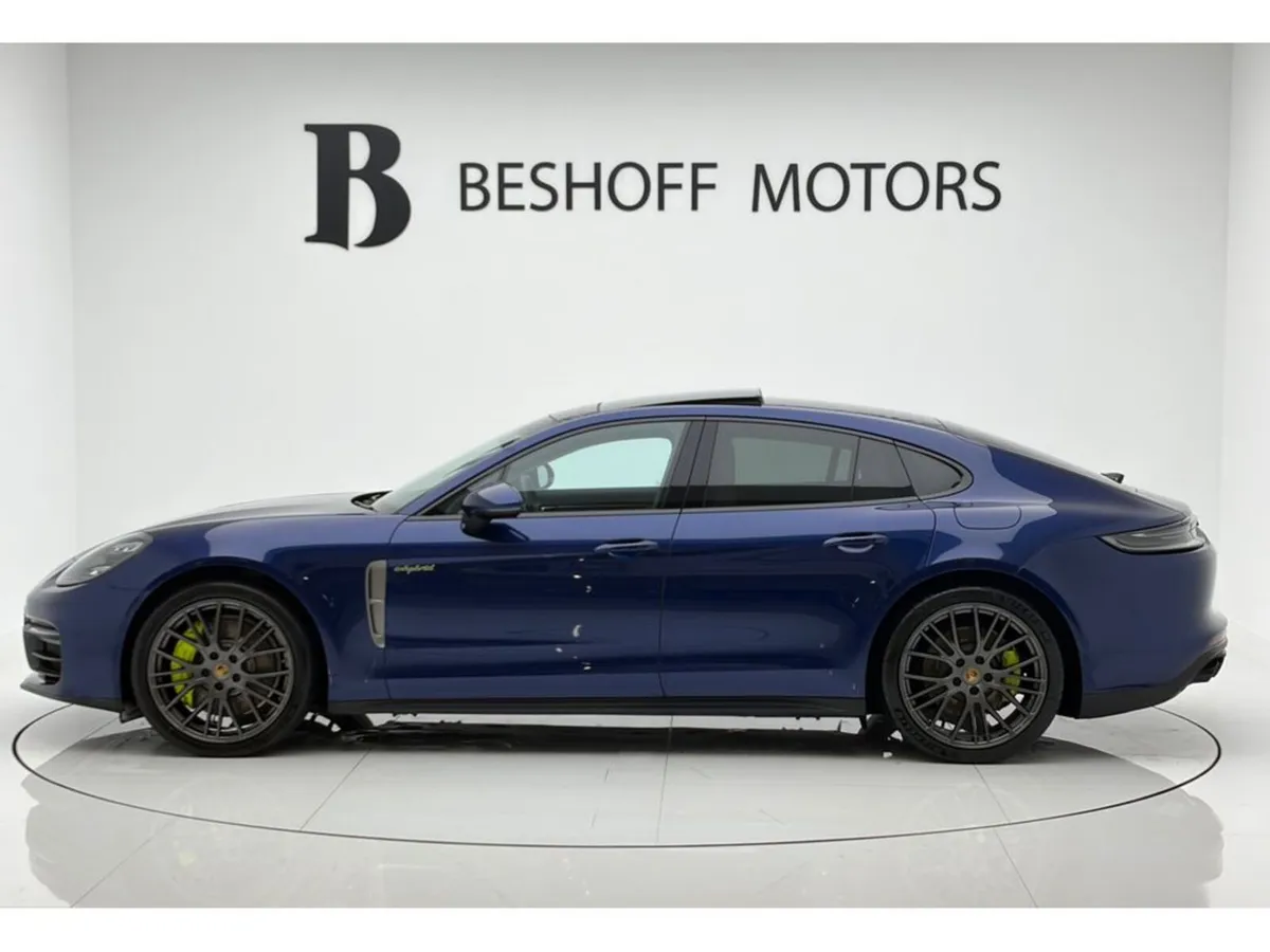 Porsche Panamera 4 E-HYBRID PLATINUM EDITION=HUGE - Image 2