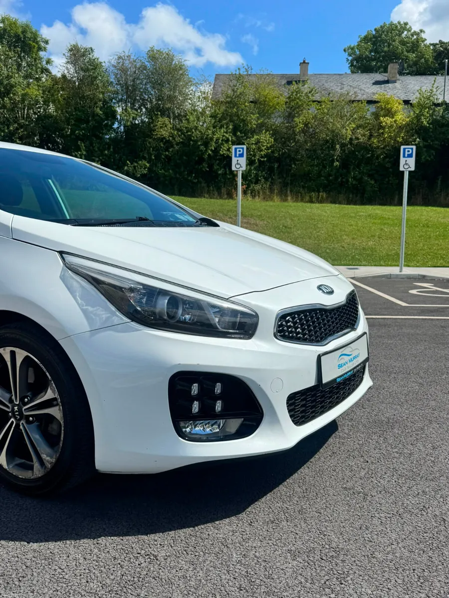 Kia Ceed 2017 - Image 2