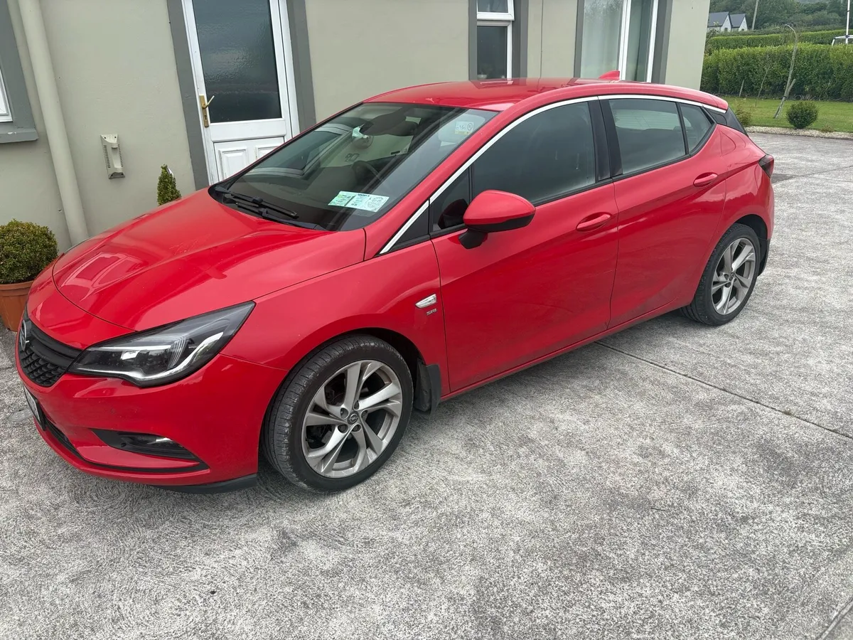 2018 Opel Astra SRI 1.6 CDTi - Image 1