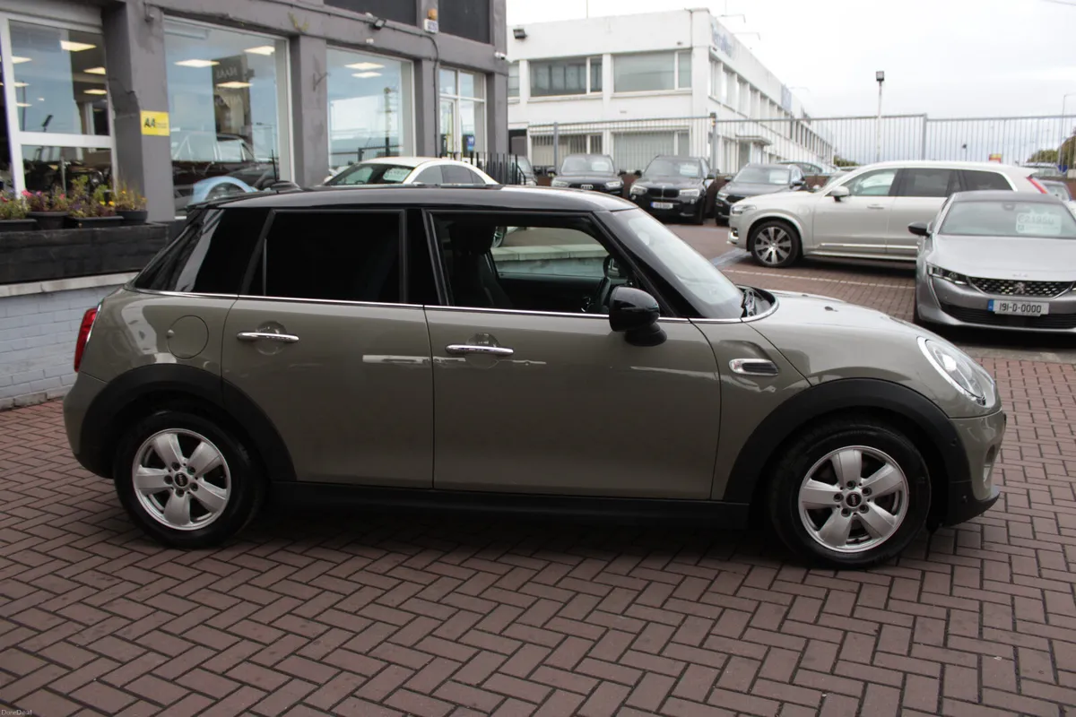 2019 MINI COOPER - Image 3