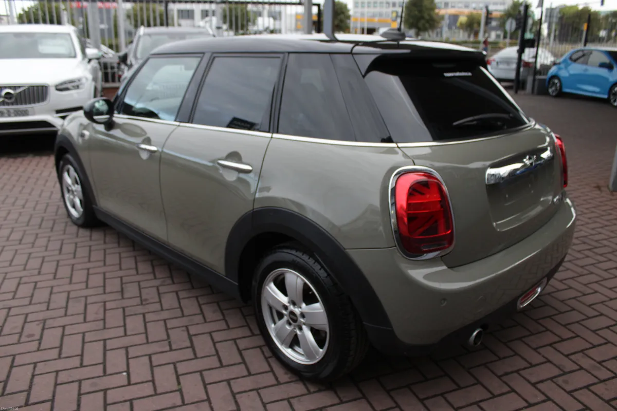 2019 MINI COOPER - Image 6