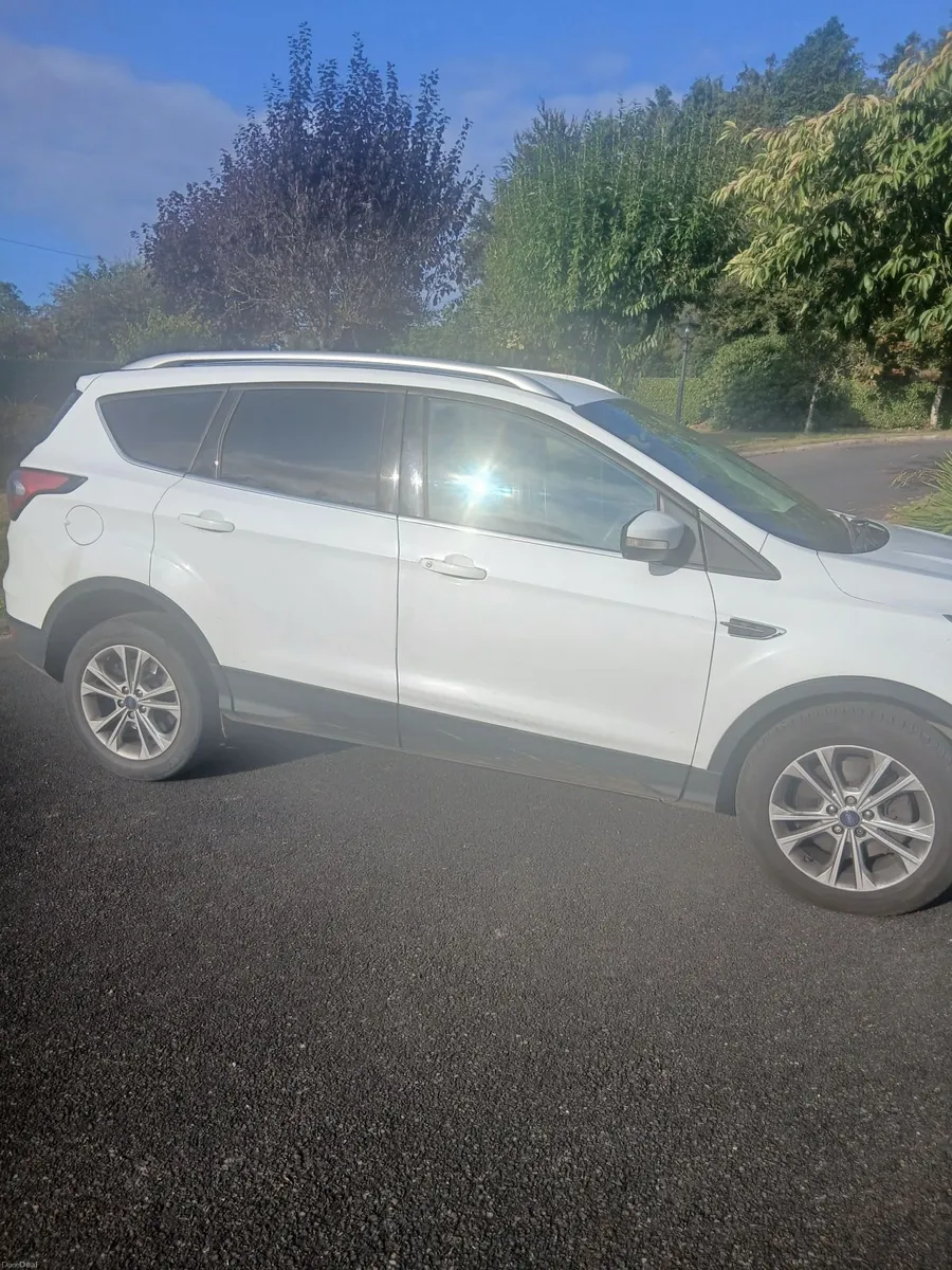 Ford Kuga 2017 - Image 4