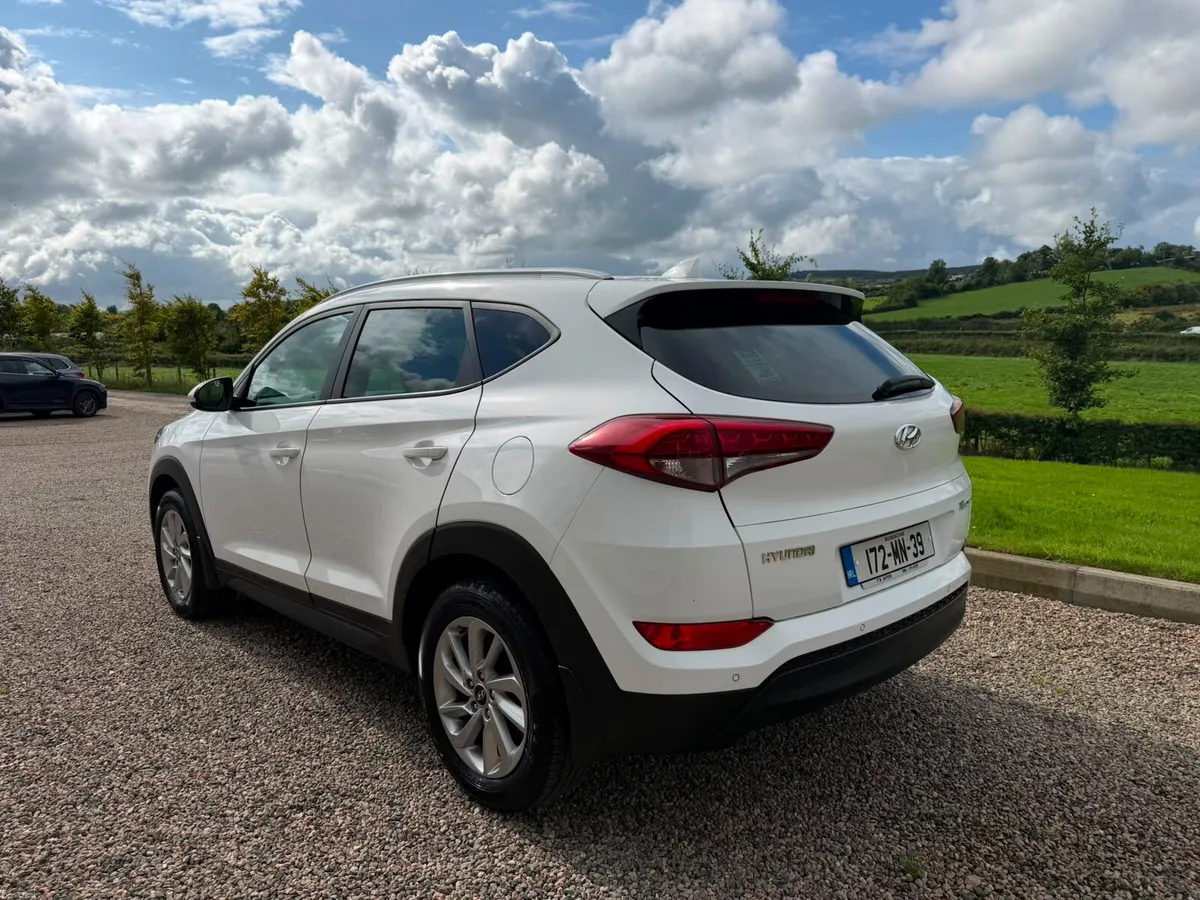 172 Hyundai Tucson 1.7crdi Executive - Image 4