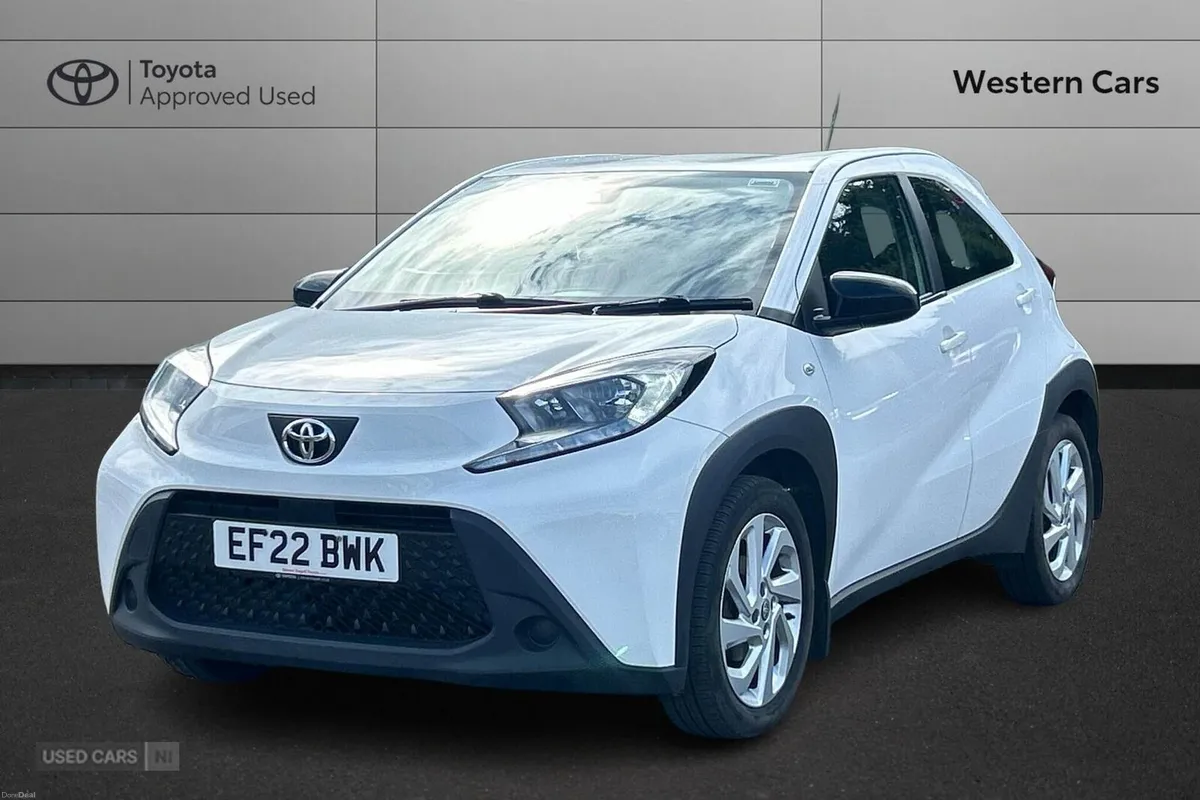 Toyota Aygo X 1.0 VVT-i Pure Euro 6 (s/s) 5dr - Image 3