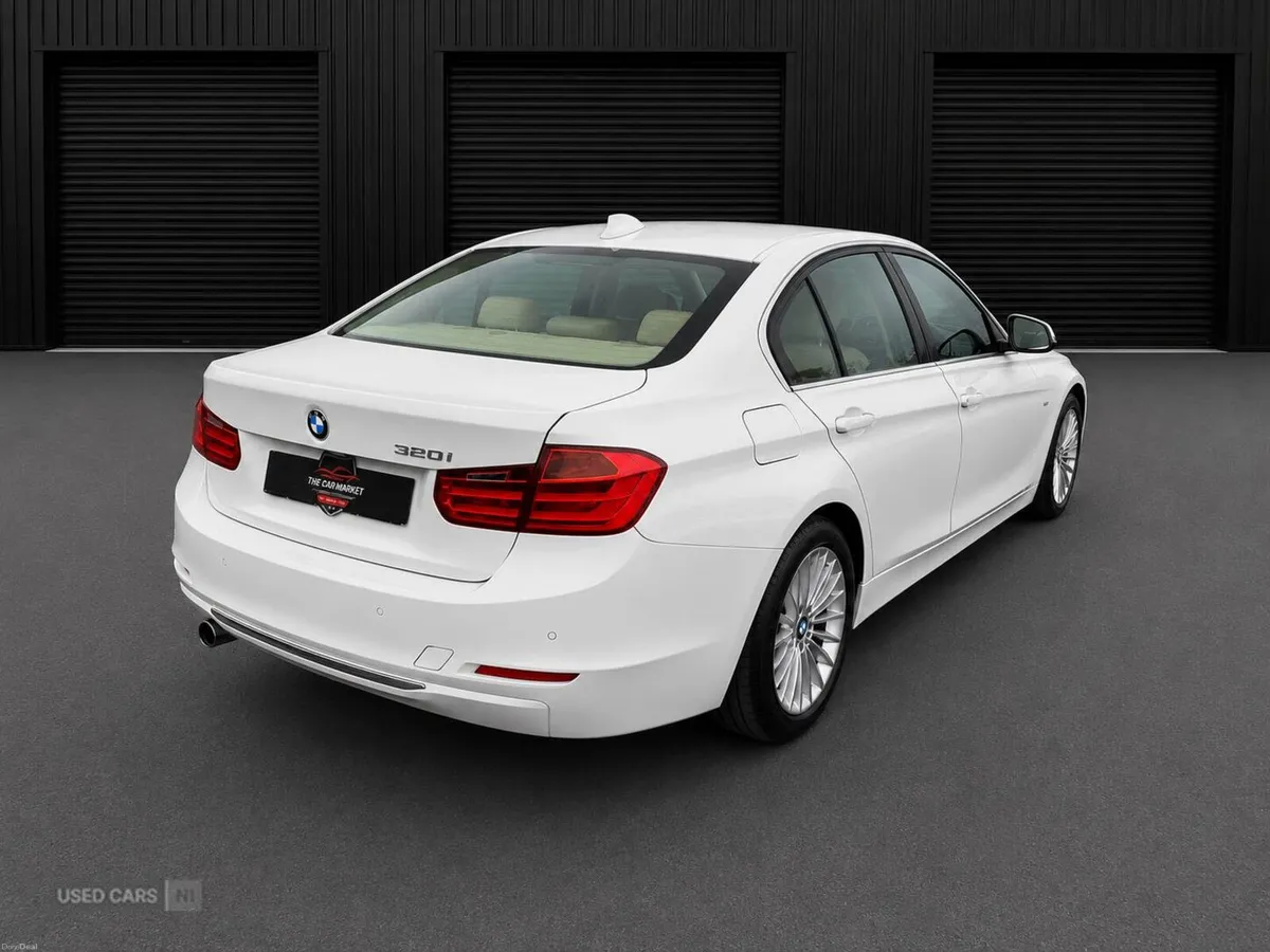 BMW 3-Series 2.0 320i SE Euro 6 (s/s) 4dr - Image 5