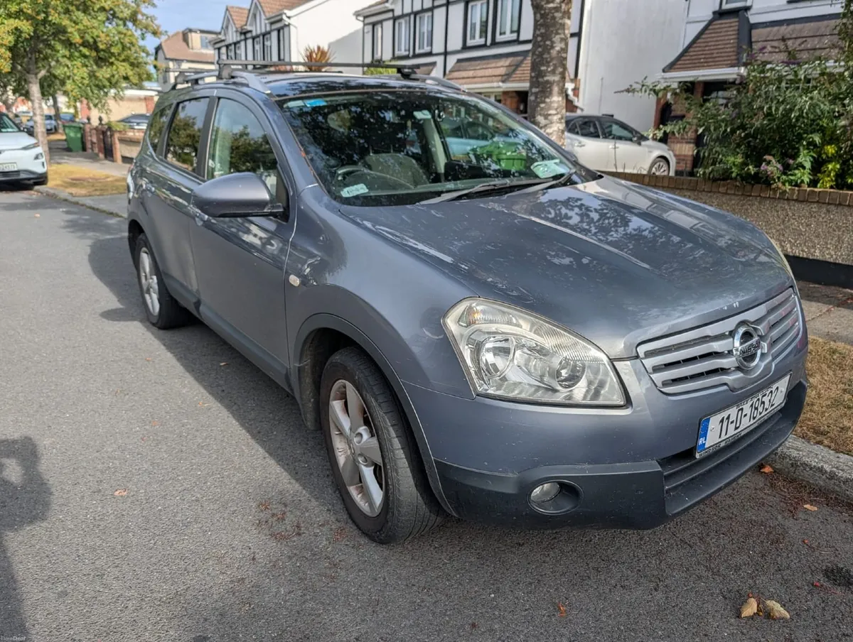 Nissan Qashqai+2 2011 - Needs work, priced to sell - Image 1