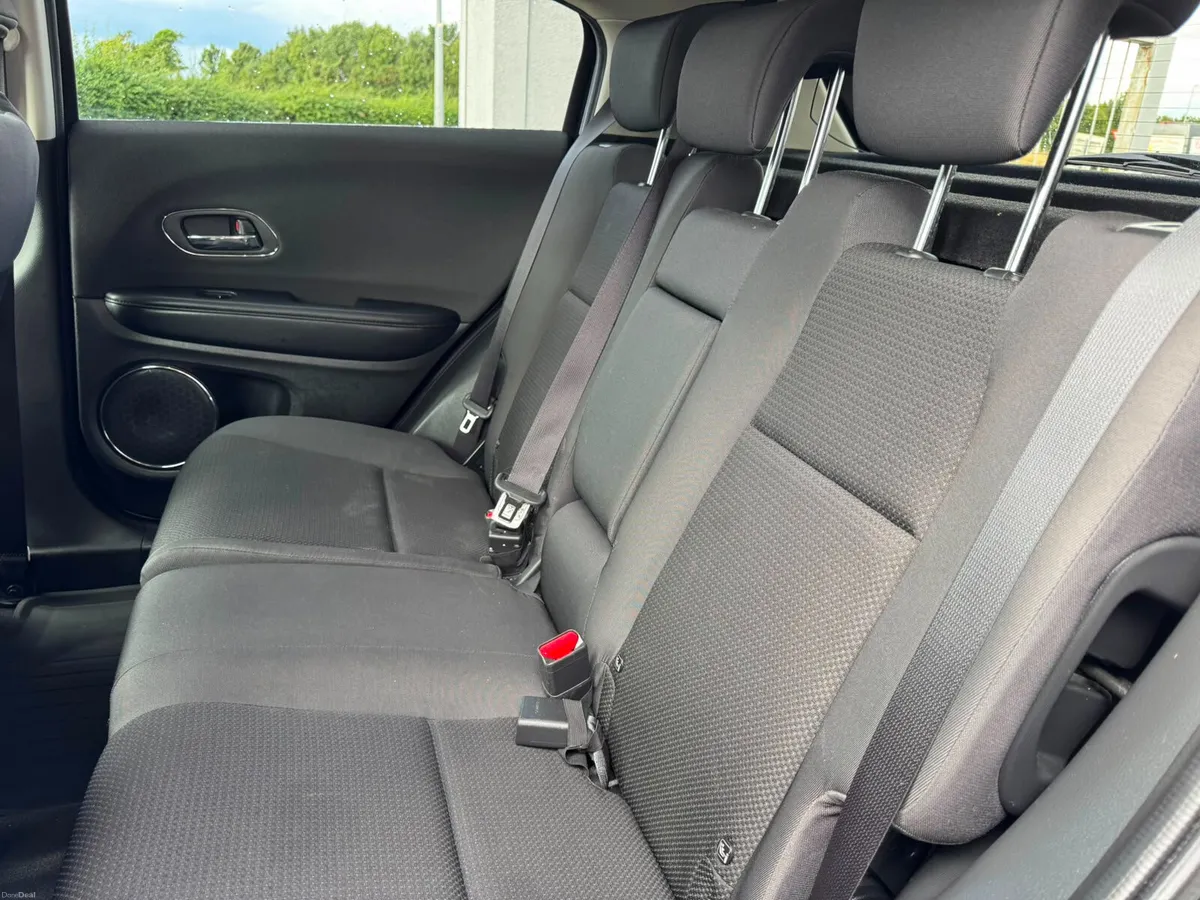 Honda HR-V ES 2021 - Image 6