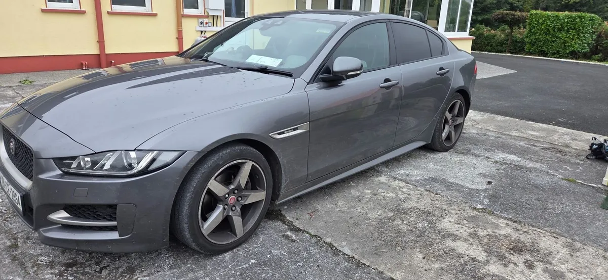 Jaguar XE 2.0D R sport 2018 - Image 1