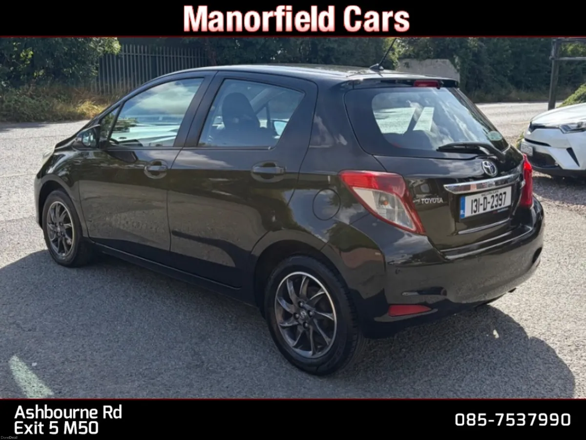 2013 131 Toyota Yaris Sport 1.0 Petrol - Image 6