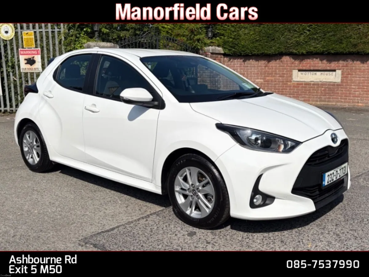 2023 232 Toyota Yaris Luna 1.5 Petrol Hybrid - Image 1