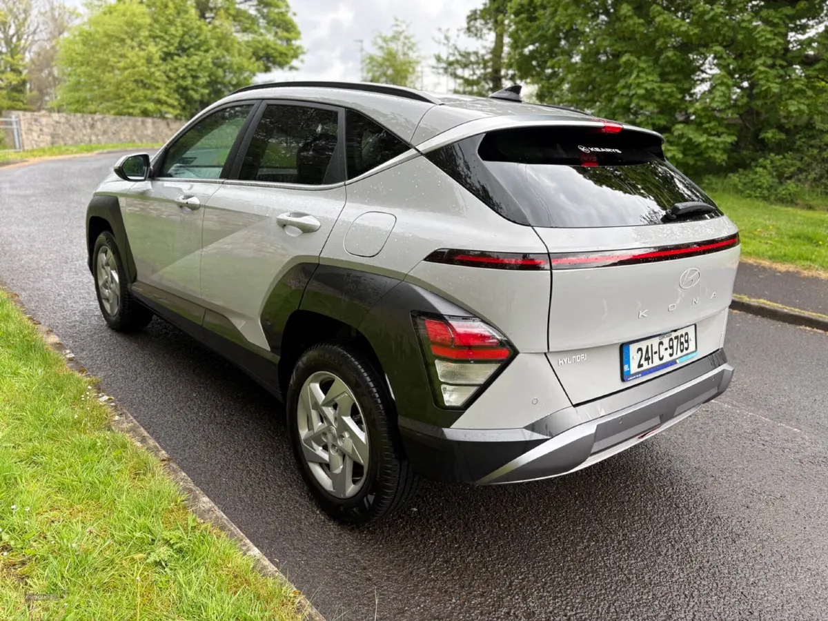 Hyundai KONA 2024 - Image 3