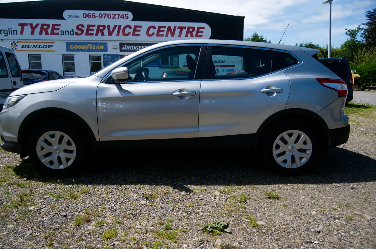 Nissan Qashqai 2014 1.2 PET XE - Image 4