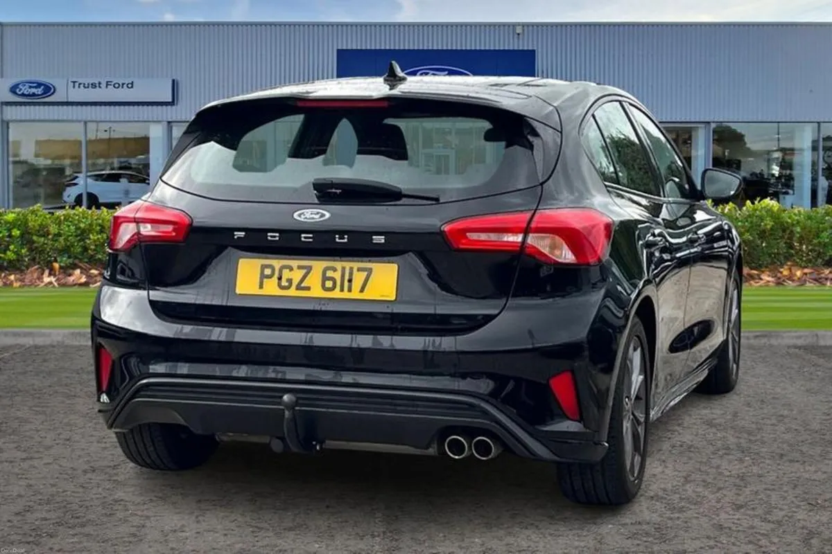 Ford Focus 1.0 EcoBoost 125 ST-Line 5dr- Apple Car - Image 4