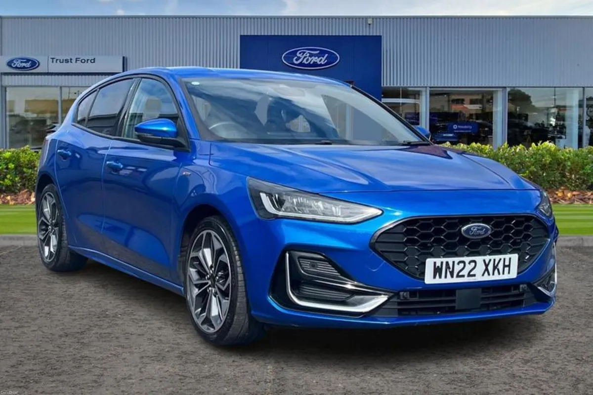 Ford Focus 1.0 EcoBoost Hybrid mHEV 155 ST-Line Vi - Image 1