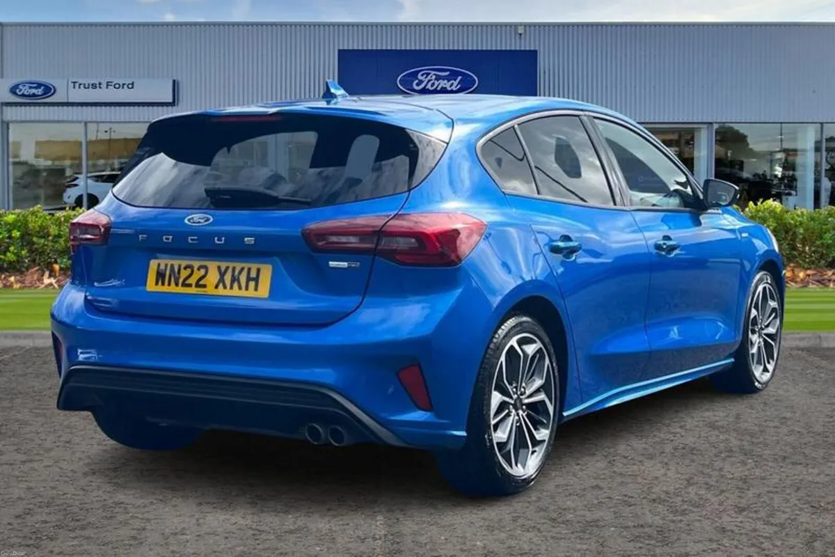 Ford Focus 1.0 EcoBoost Hybrid mHEV 155 ST-Line Vi - Image 4