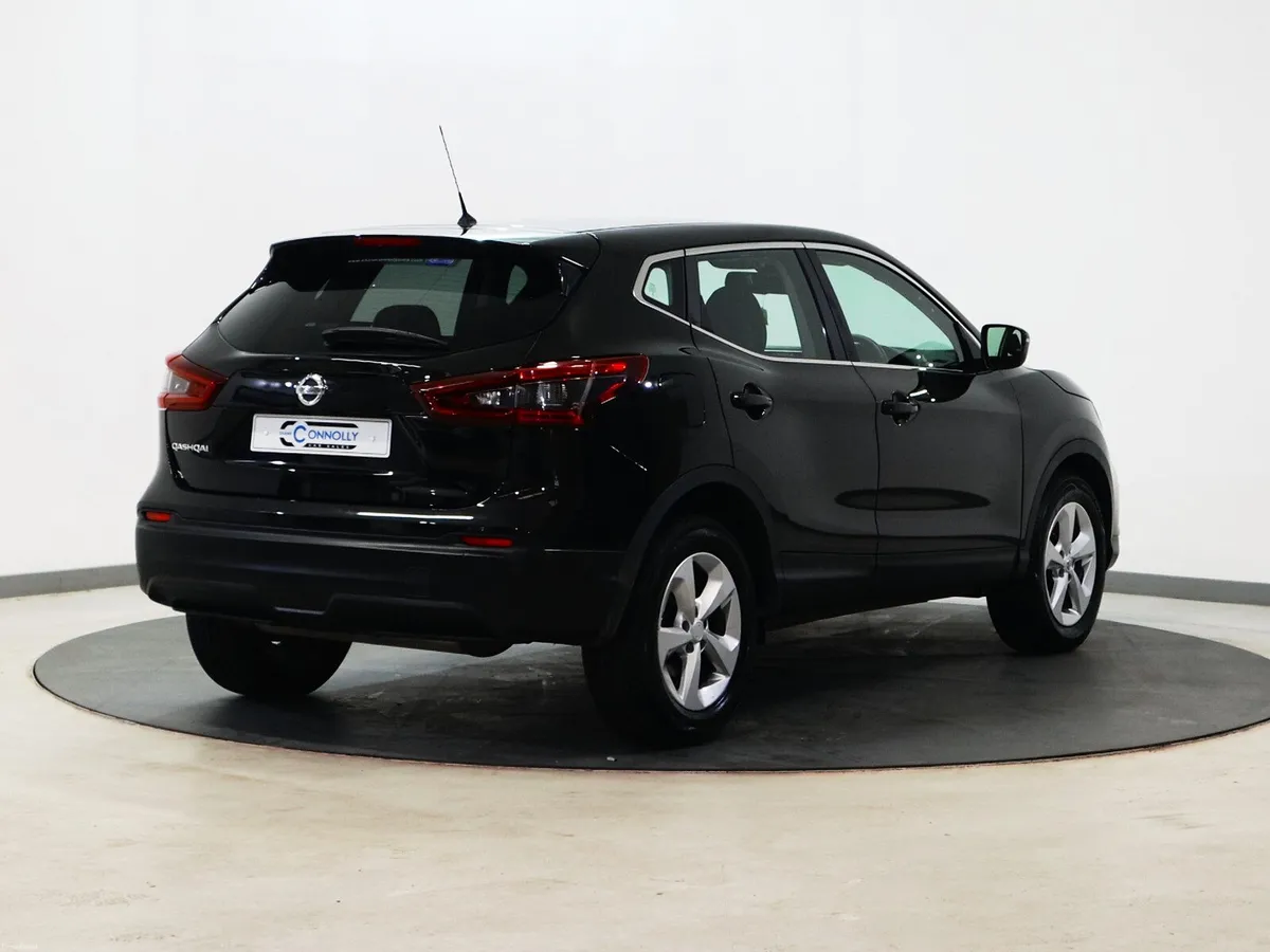 *95* 2017 Nissan Qashqai 1.2 acenta - Image 3