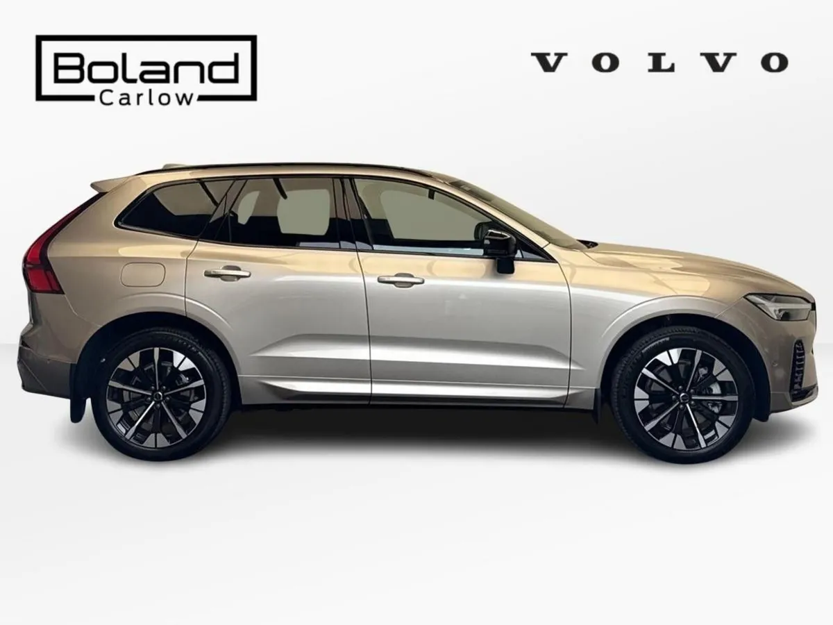 Volvo XC60 T6 AWD PLUS DARK *FREE SERVICE PLAN* €1 - Image 3