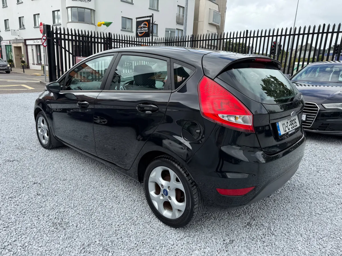 *LOW KM* 2012 Ford Fiesta 1.25 Style - Image 5
