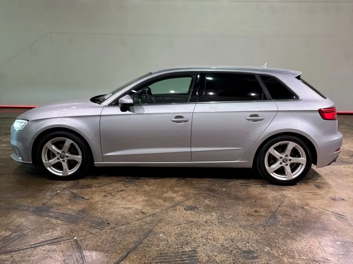 Audi A3 1.4 TFSI SPORTS - ALLOY WHEELS - MULTI FUN - Image 6