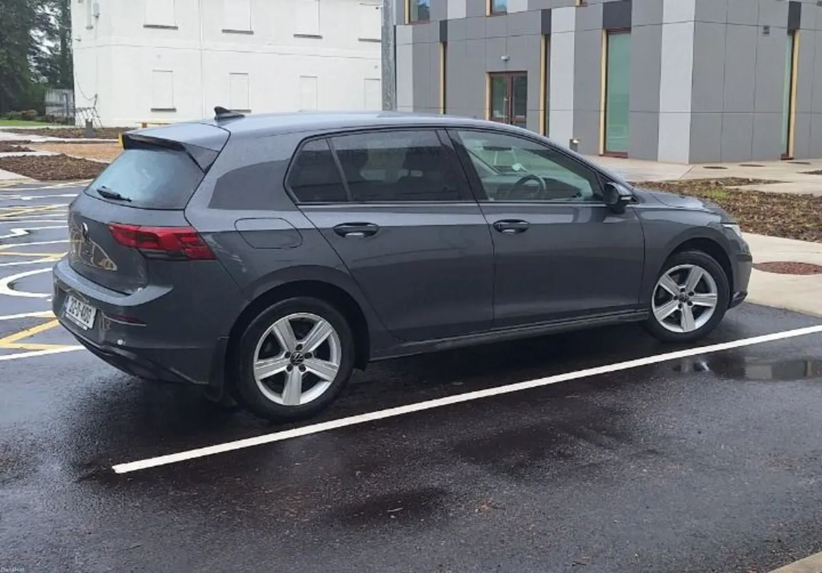 2021 VW Golf Style 2.0 TDI 6 speed - Image 1