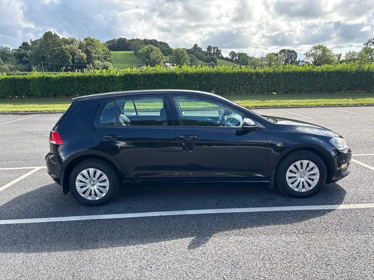 Volkswagen Golf - Image 5