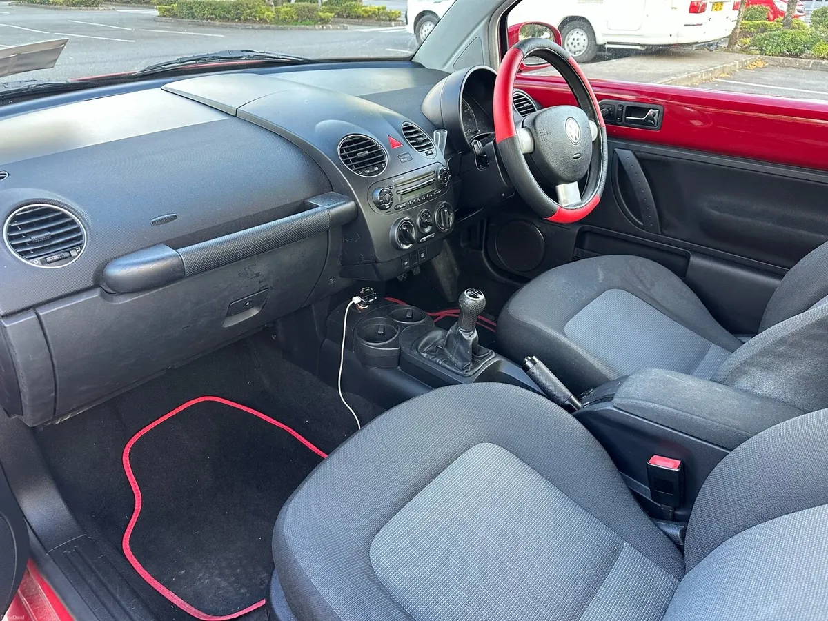 Volkswagen Beetle Red 2007 - Image 5