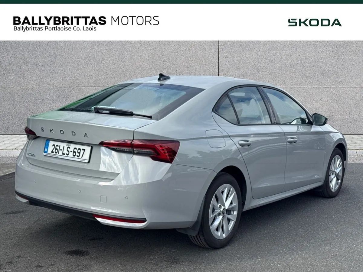 Skoda Octavia Selection 1.5TSI 115HP DSG mHEV - Image 5