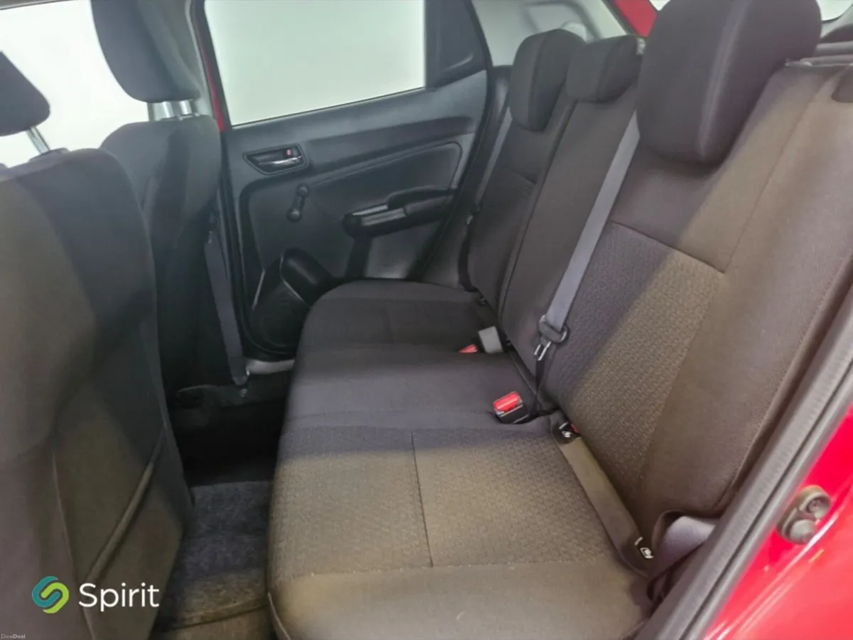 Suzuki Swift Swift 1.2 Mild Hybrid SZ-AUTOMATIC ** - Image 5