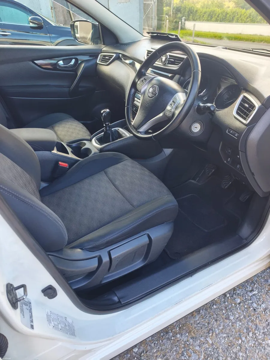2015 Nissan Qashqai 1.5 diesel - Image 6