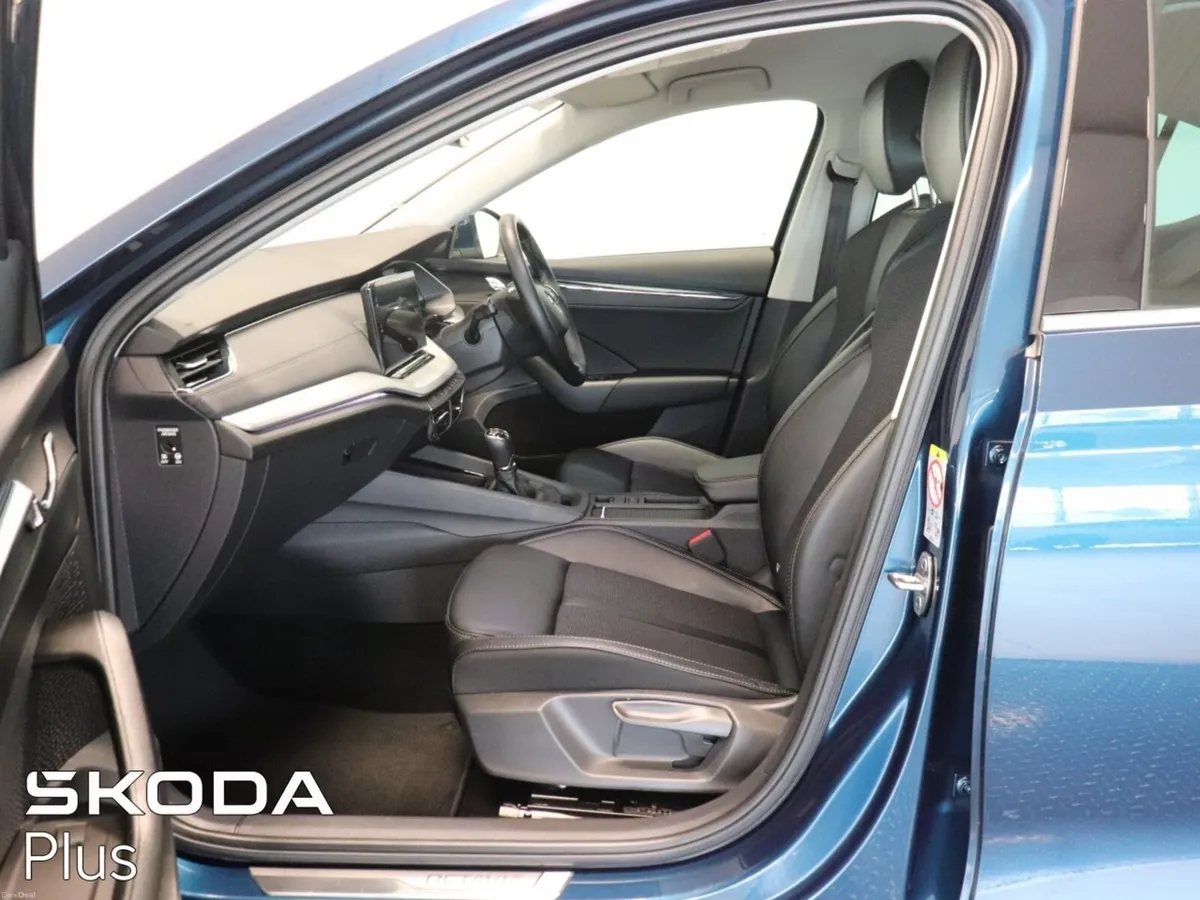 Skoda Octavia 2.0 TDI 30TH ED - Image 4