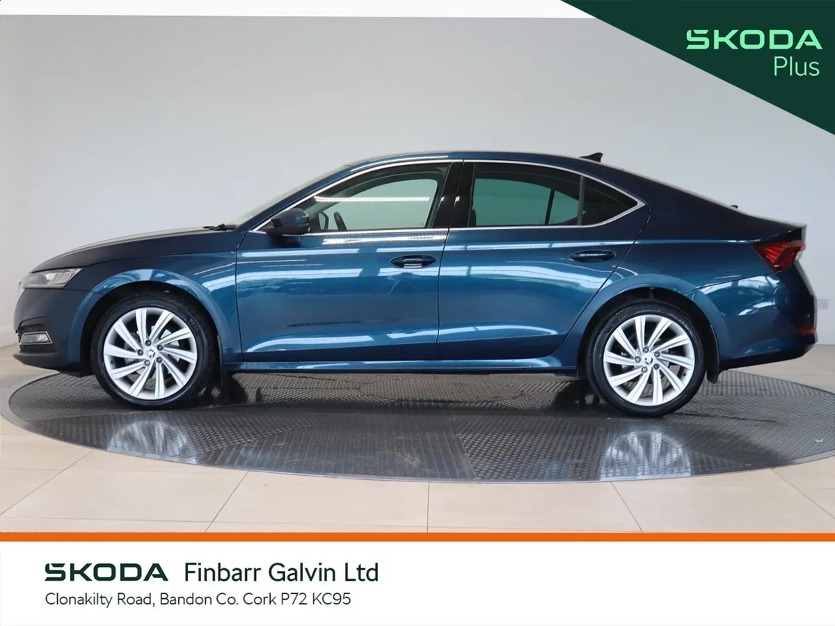 Skoda Octavia 2.0 TDI 30TH ED - Image 6