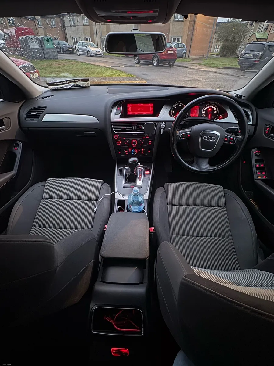 Audi a4 automátic Diesel - Image 6