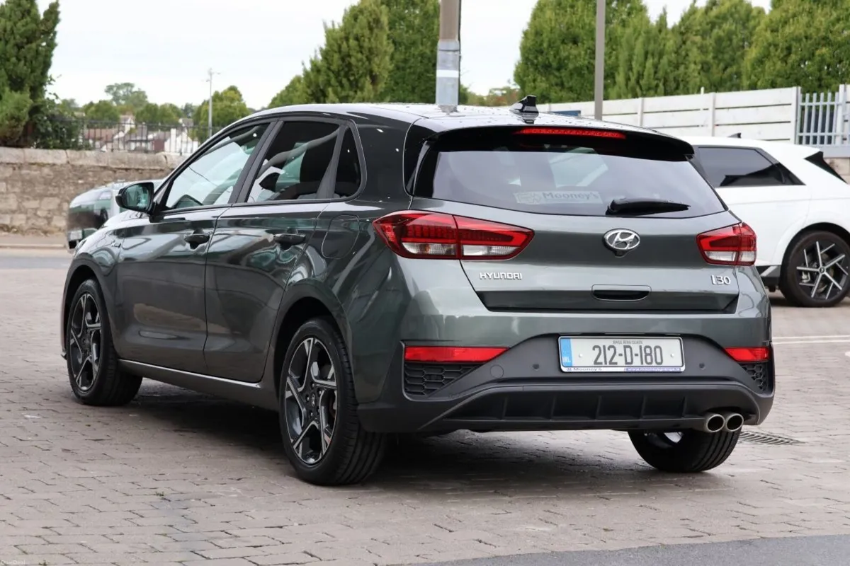 Hyundai i30 Petrol Deluxe NLine - Image 6