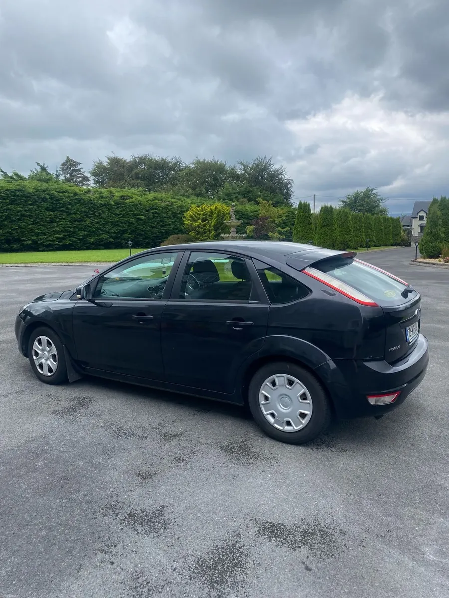 Ford Focus 2010 - Image 1