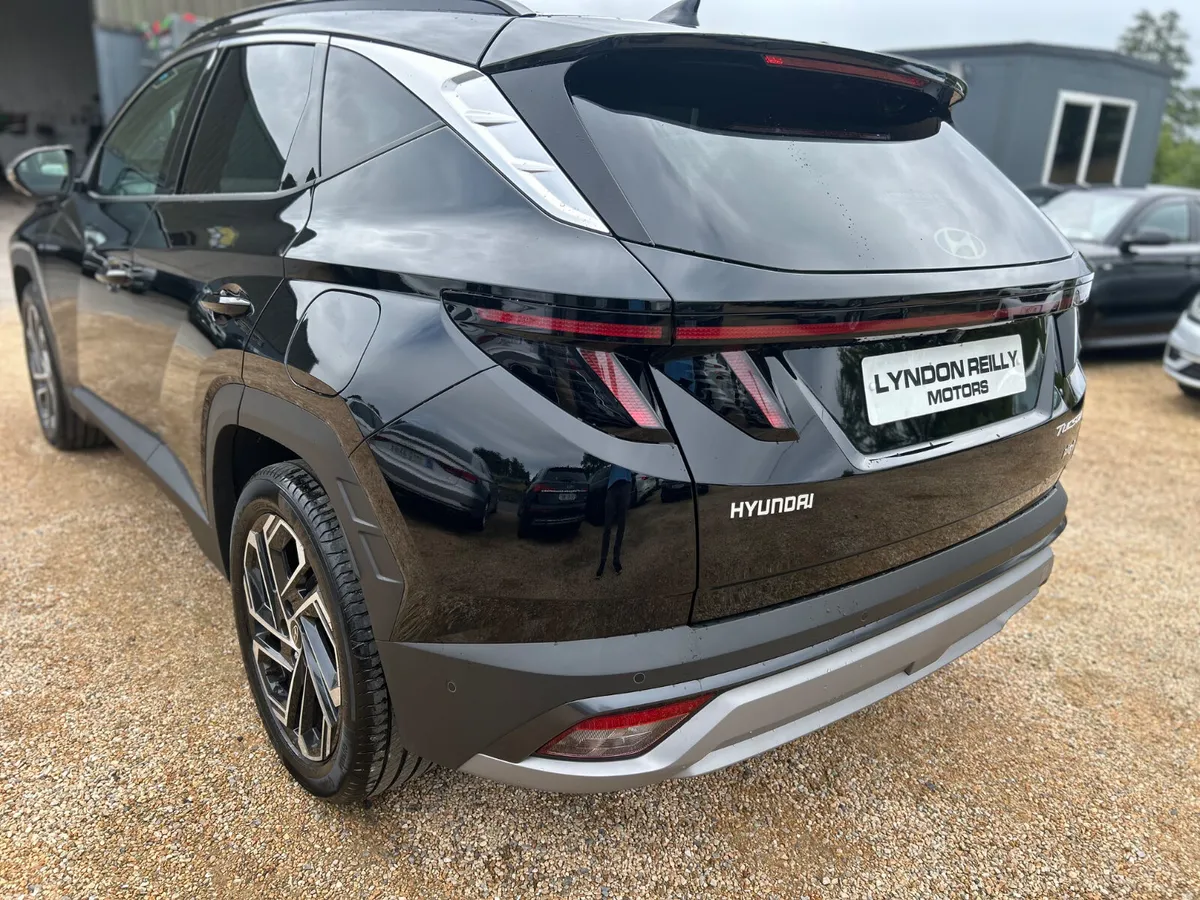 Hyundai Tucson ultimate  phev - Image 5