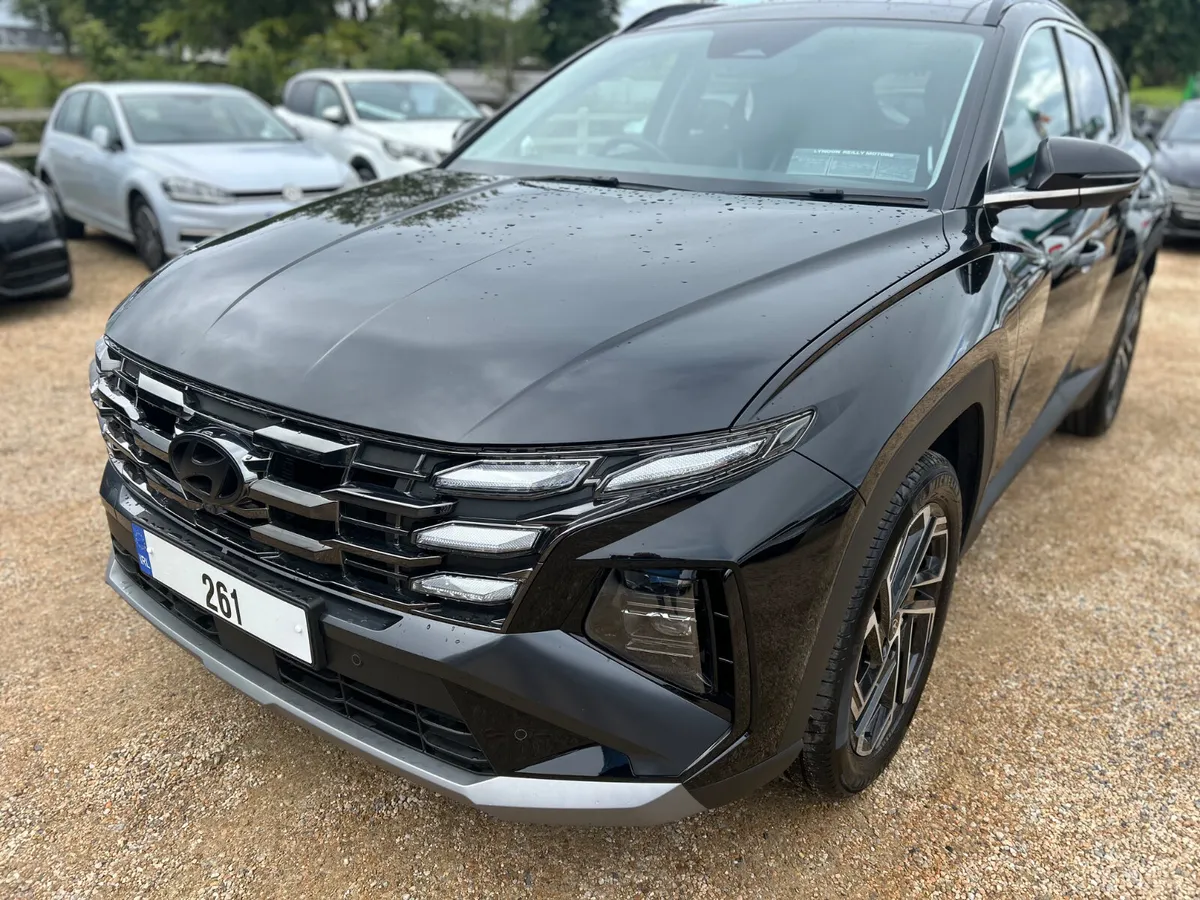 Hyundai Tucson ultimate  phev - Image 3