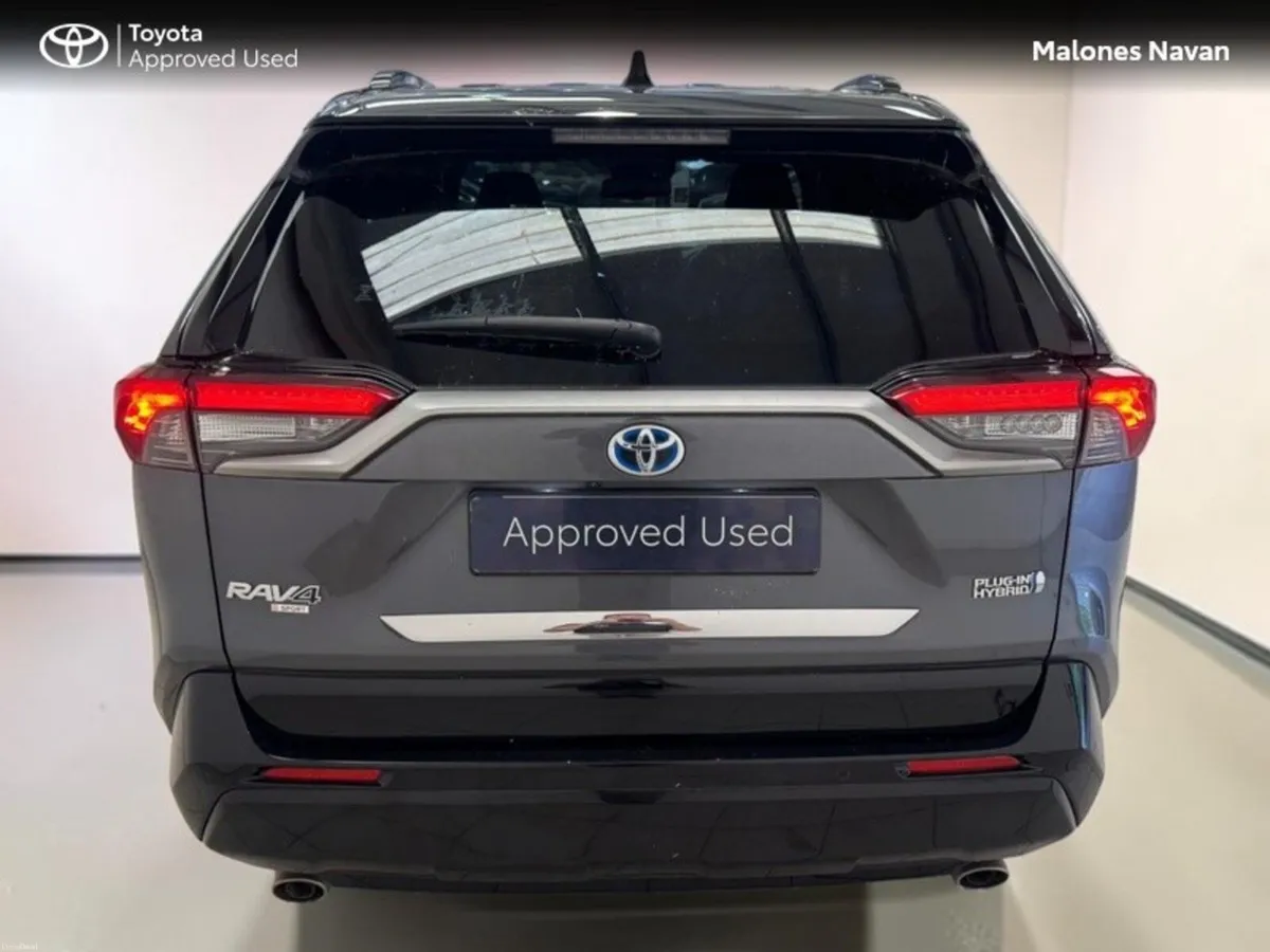 Toyota RAV4 RAV4 PLUG-IN HYBRID SPORT 4DR - Image 4