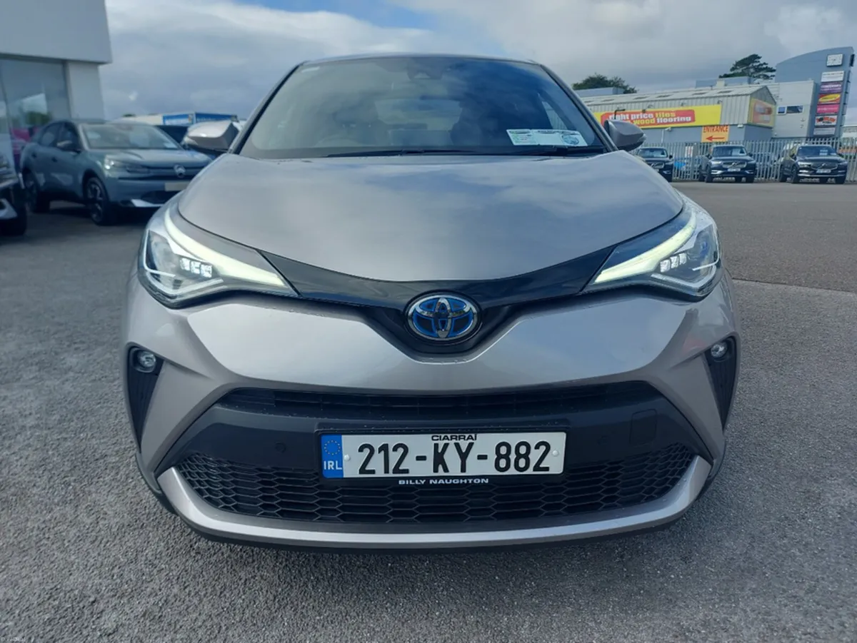 Toyota C-HR 1.8 HYBRID SOL AUTO 4DR - Image 3