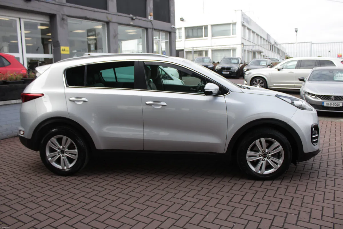 2018 KIA SPORTAGE 1.7 PLATINUM S 5DR SUV - Image 3