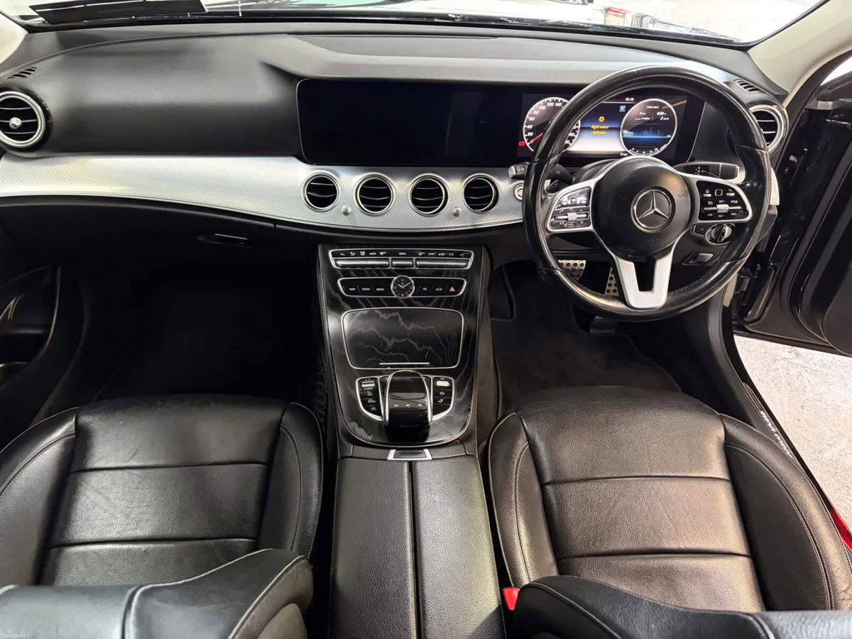 Mercedes-Benz E-Class 2019 AVANTGARDE ESTATE - Image 4
