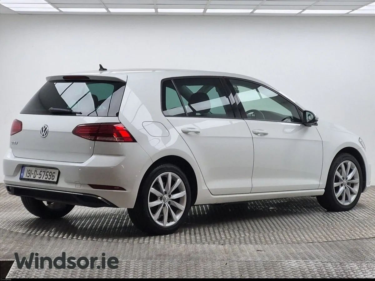 Volkswagen Golf 1.2 TSI DSG Automatic CL - Image 2