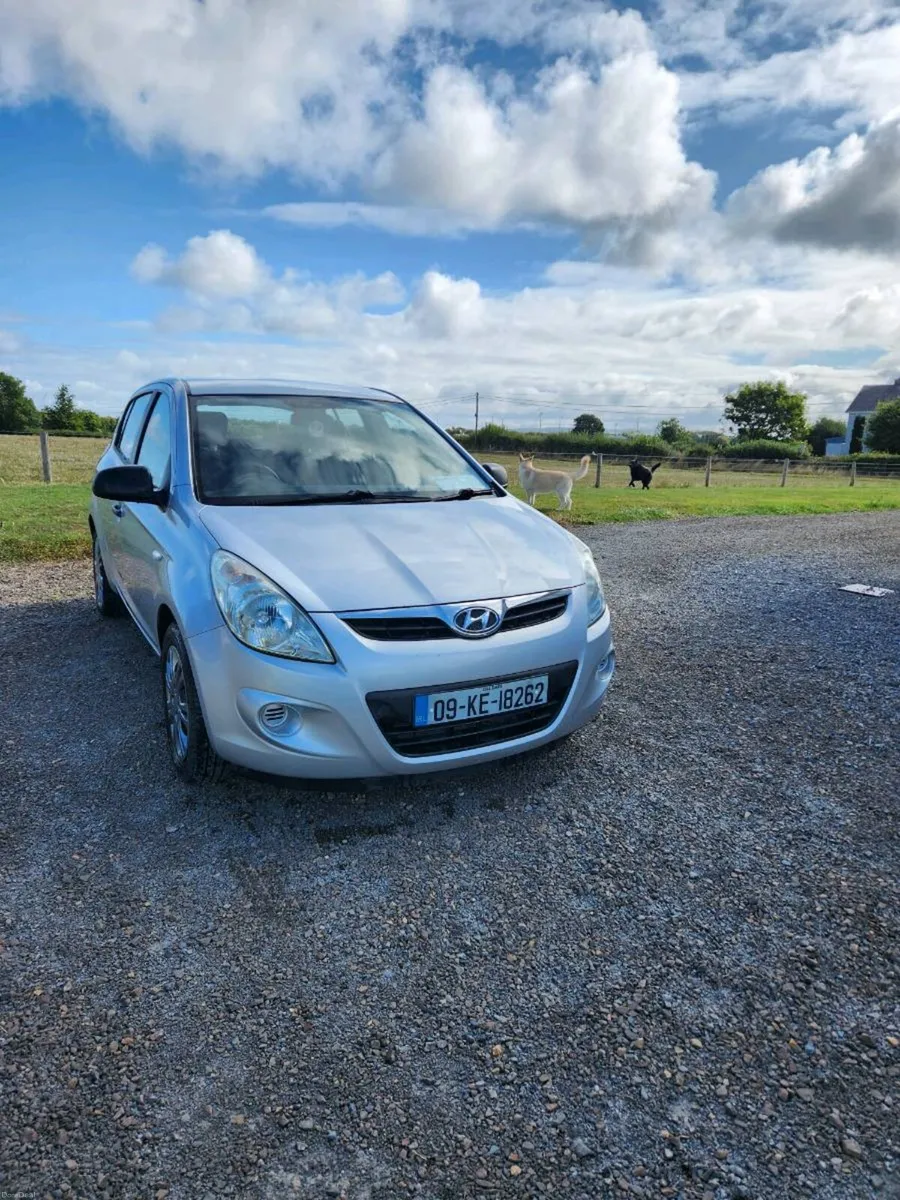 Hyundai i20 2009, New NCT, low KMs!!! - Image 1