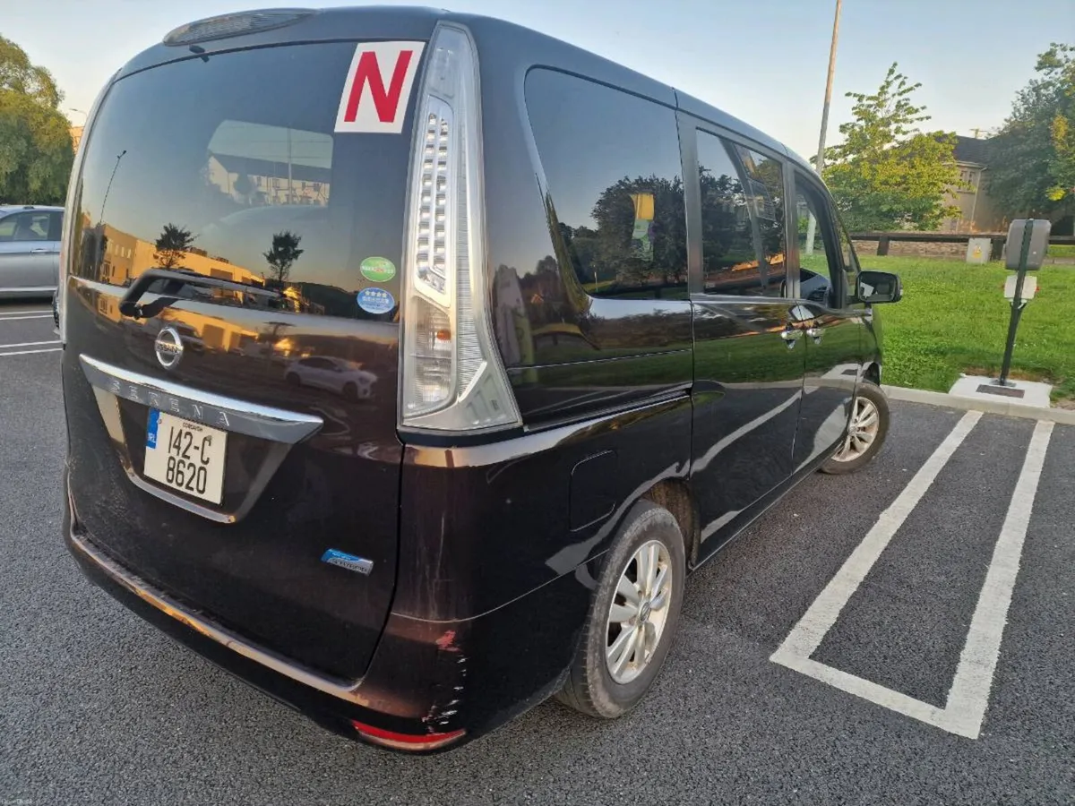2014  Nissan Serenar8Seats 107k  km WARRANTY - Image 6