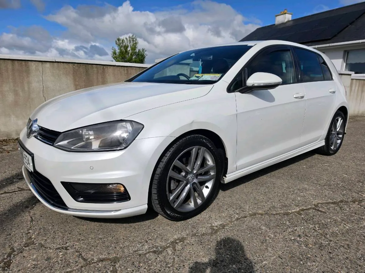 2014 Volkswagen Golf 1.6Tdi Automatic R-Line - Image 4