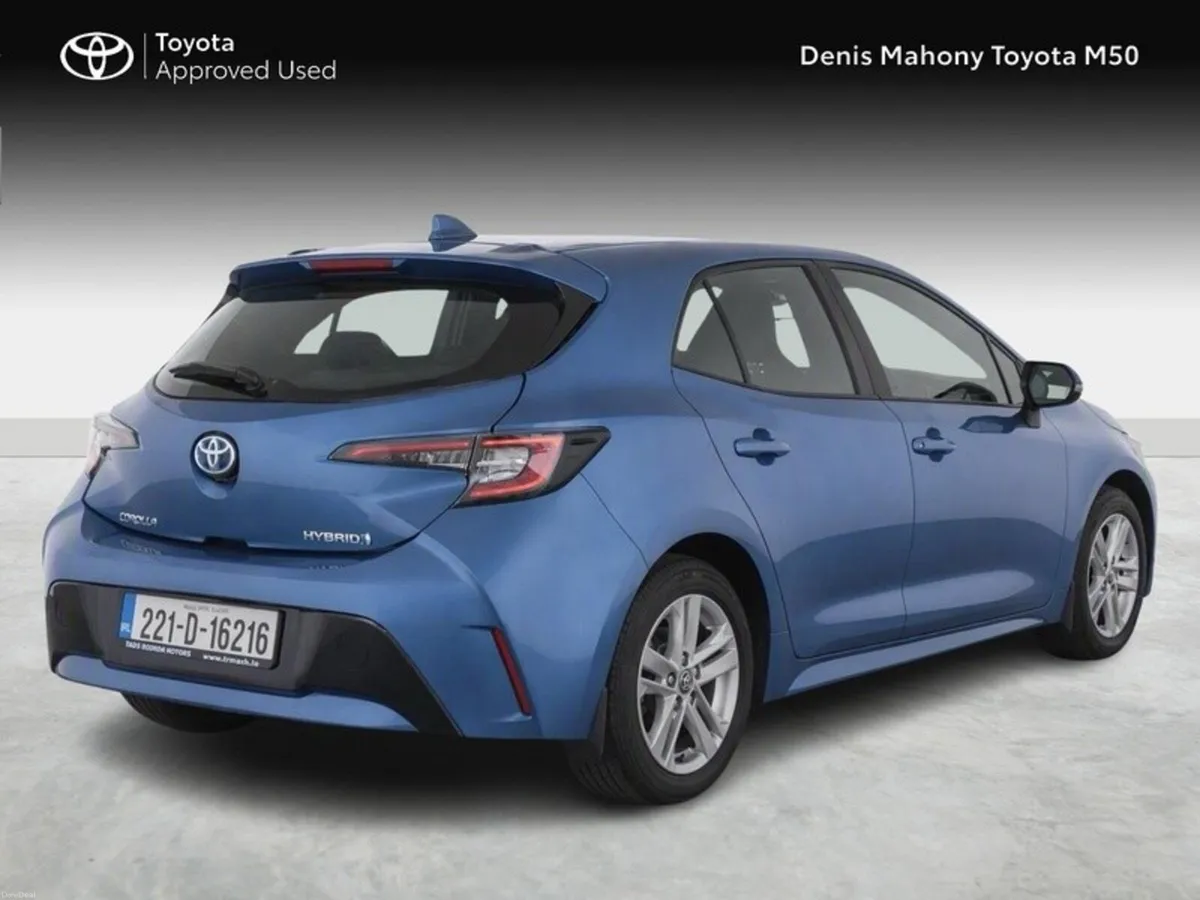Toyota Corolla Luna Hybrid Hatchback - Image 2