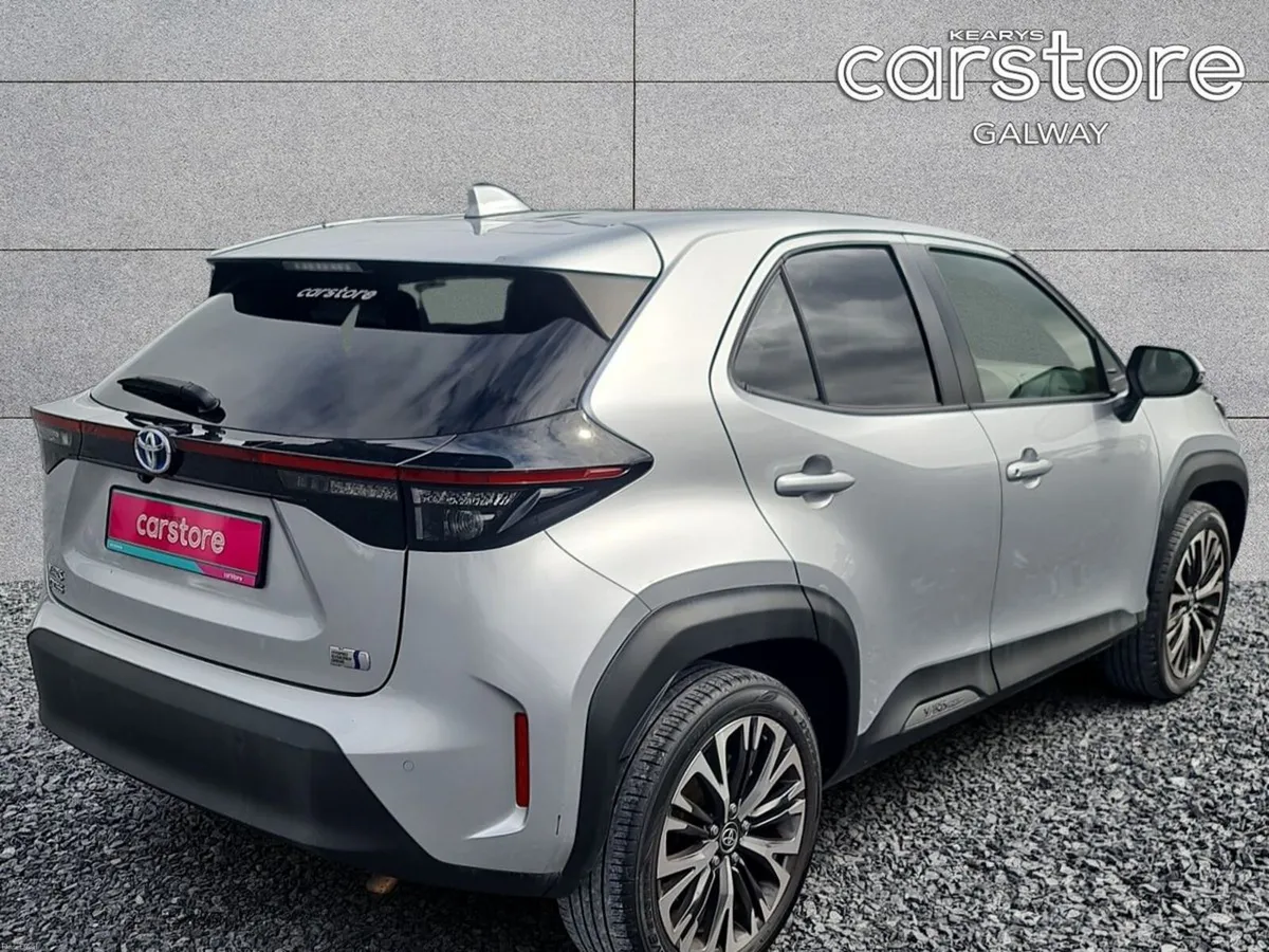 Toyota Yaris Cross Hybrid Z - Image 3