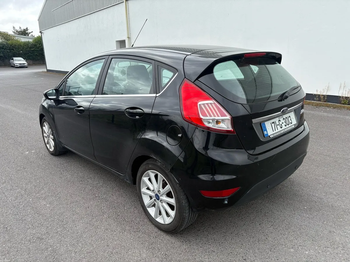 2017 FORD FIESTA TITANIUM 1.5 - Image 4